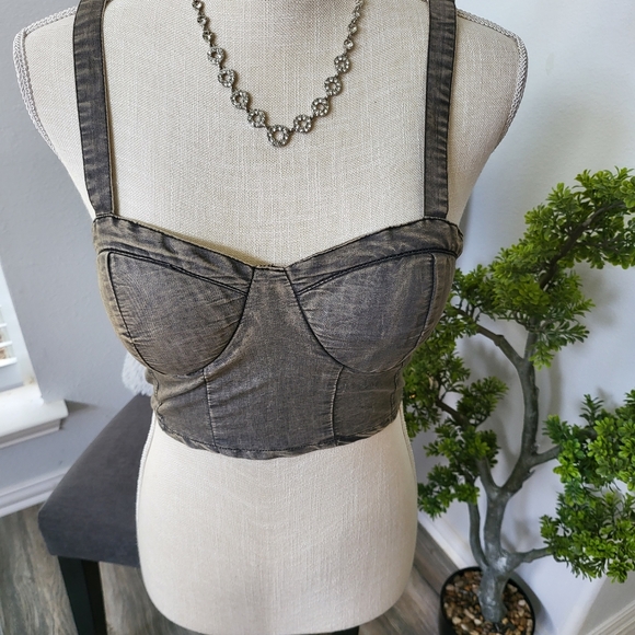 B.O.G. Collective Top - Picture 3 of 12